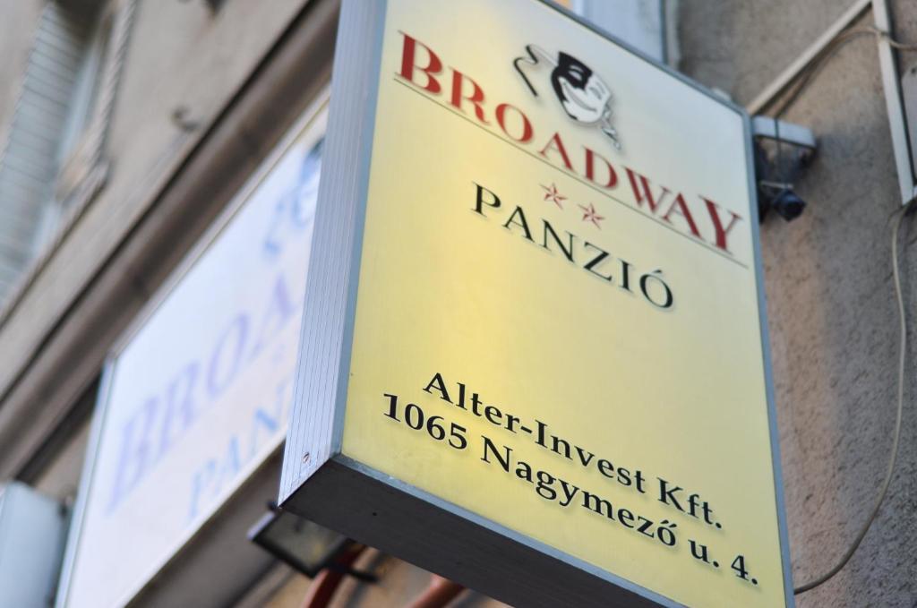 Broadway City Guesthouse Будапеща Екстериор снимка